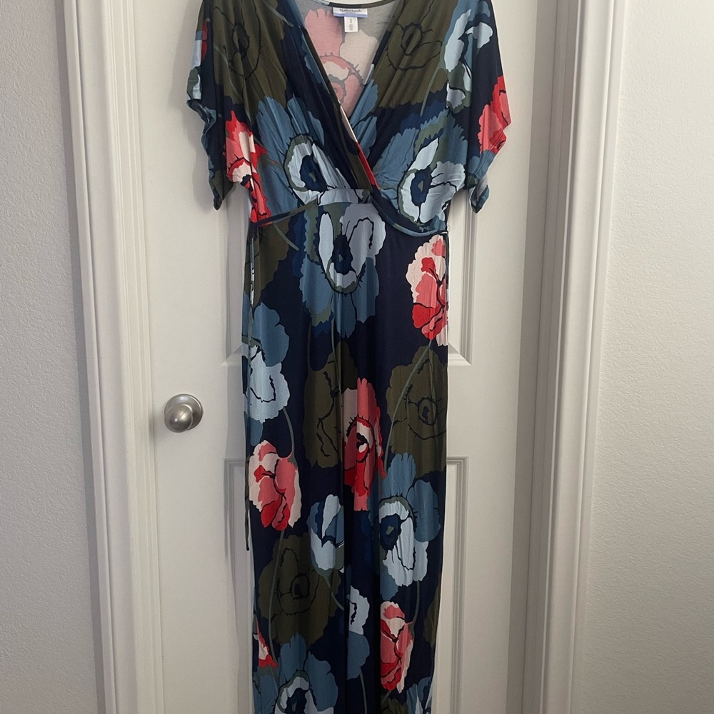 Motherhood Maternity/Nursing Navy Floral Maxi Dress